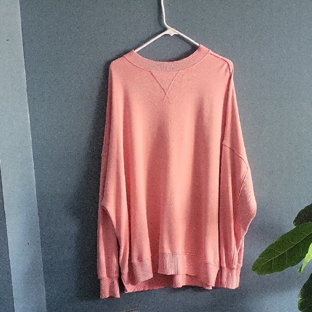 Aerie Soft Pink Crew Neck Sweater